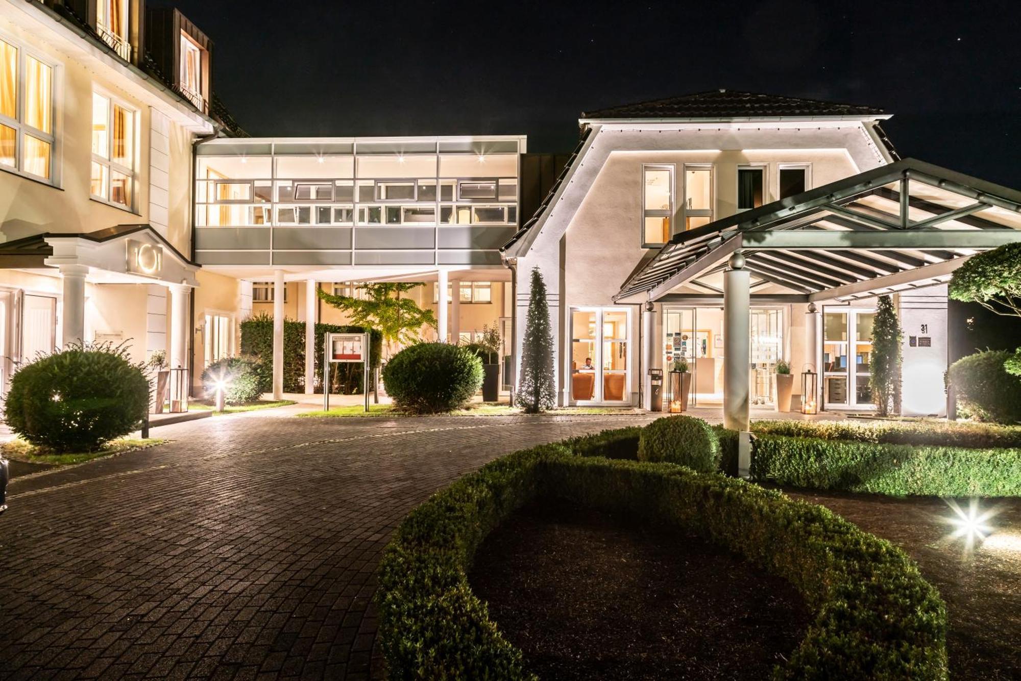 Hotel Sonne Реда-Віденбрюк Екстер'єр фото